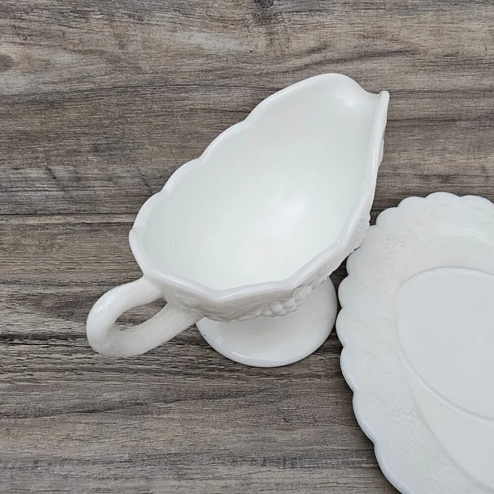 WESTMORELAND Paneled Grape Vintage Milk Glass Gravy Boat with Tray